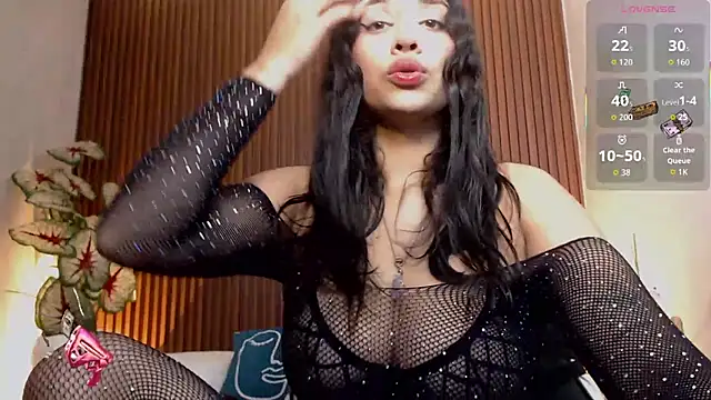 venuz lee online show from 11/13/25, 01:21