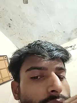 PRIYANHUxh online show from 11/16/25, 08:09