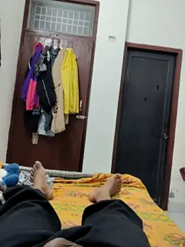 ShivamFactor3 online show from 04/15/26, 09:04