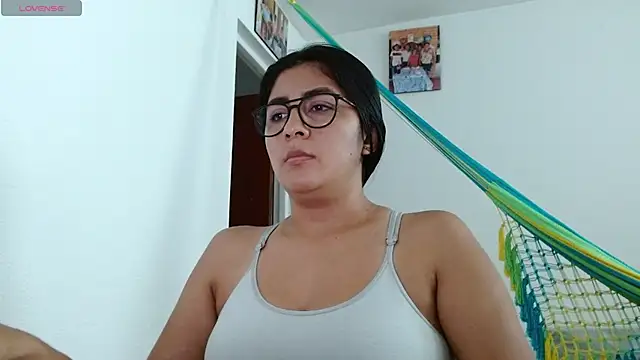 Snapshot of danna_peterson1 chatting on 02/13/26, 07:10 danna peterson1 online show from 02/13/26, 07:10