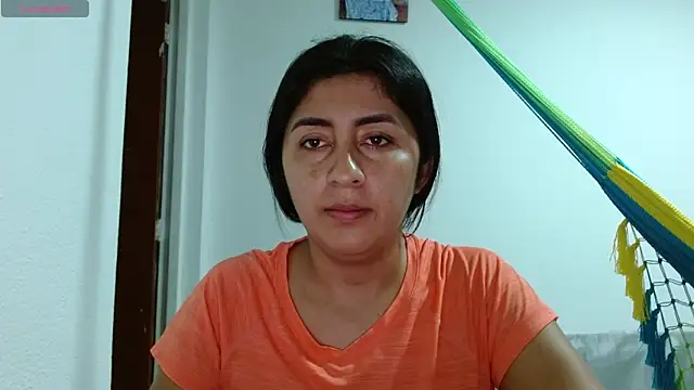 Snapshot of danna_peterson1 chatting on 02/26/26, 02:43 danna peterson1 online show from 02/26/26, 02:43