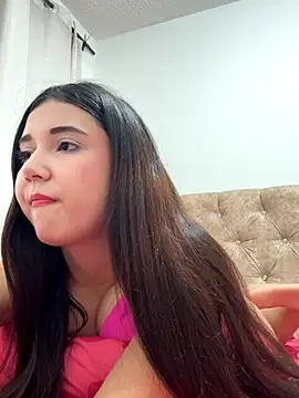 mia cooper 24 online show from 11/23/25, 03:39