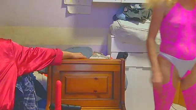 couplemilf2 online show from 01/05/25, 09:14