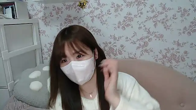 Snapshot of mei_hosina chatting on 02/18/26, 03:52 mei hosina online show from 02/18/26, 03:52