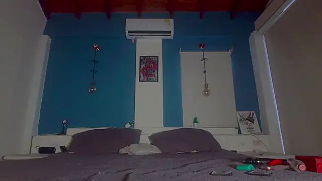 ariana-white- online show from 10/04/25, 11:30