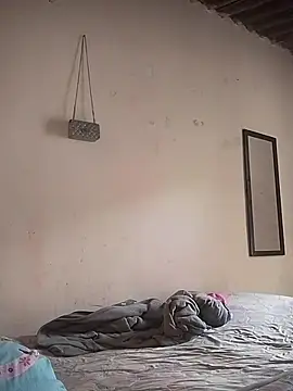 AlexaWarner online show from 11/25/25, 04:07