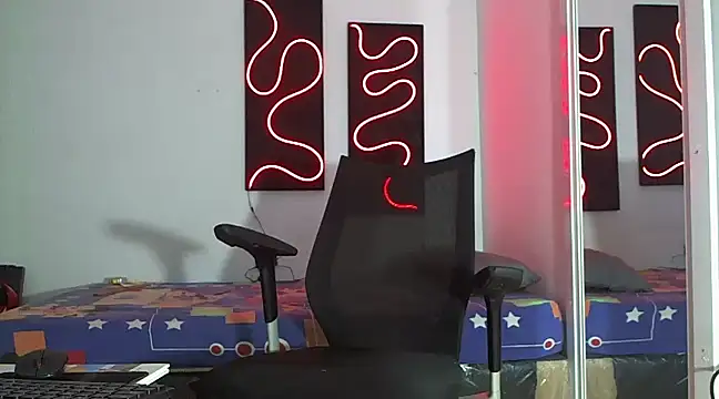 Snapshot of Hardboy_latin chatting on 01/29/25, 03:33 Hardboy latin online show from 01/29/25, 03:33