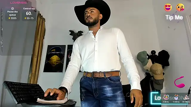 Snapshot of Hardboy_latin chatting on 04/02/26, 03:04 Hardboy latin online show from 04/02/26, 03:04