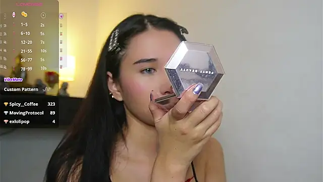 AlessiaVix online show from 01/12/25, 05:33