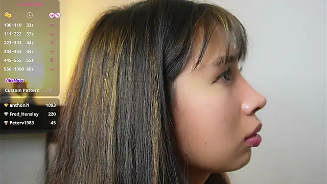 AlessiaVix online show from 02/11/25, 07:59