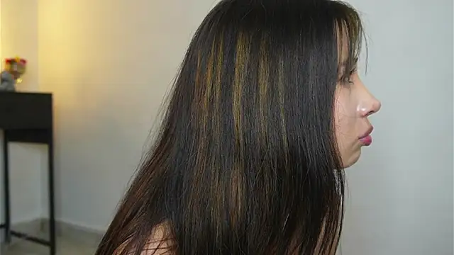 AlessiaVix online show from 03/14/25, 08:38