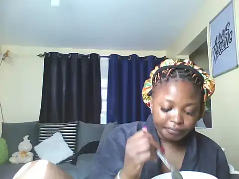 Snapshot of fatassmessey chatting on 03/23/25, 06:05 fatassmessey online show from 03/23/25, 06:05