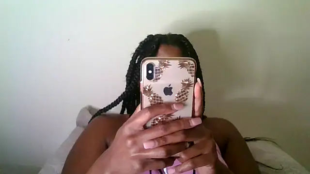 Snapshot of CaramelGoddessxoxo chatting on 07/16/26, 10:16 CaramelGoddessxoxo online show from 07/16/26, 10:16