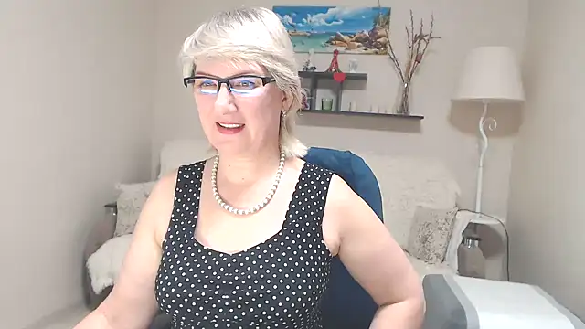 FleurMays online show from 03/09/25, 03:54