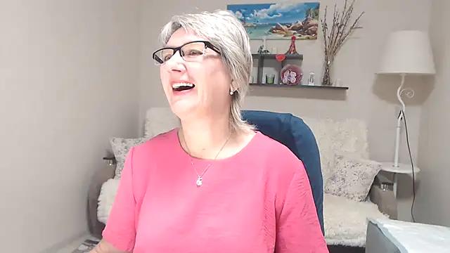 FleurMays online show from 10/28/25, 02:59