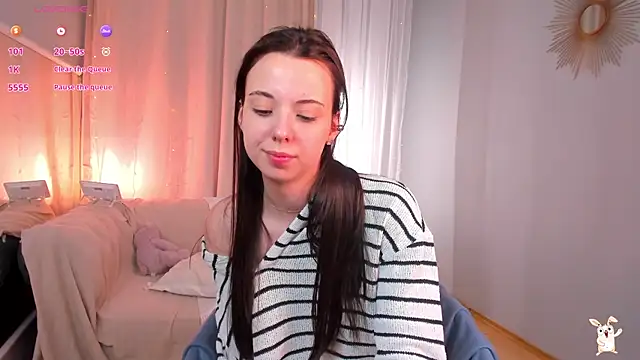 Goldy Grace  online show from 05/17/26, 04:14