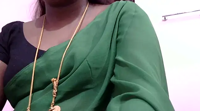 Snapshot of Hot_akshara chatting on 02/19/25, 02:44 Hot akshara online show from 02/19/25, 02:44