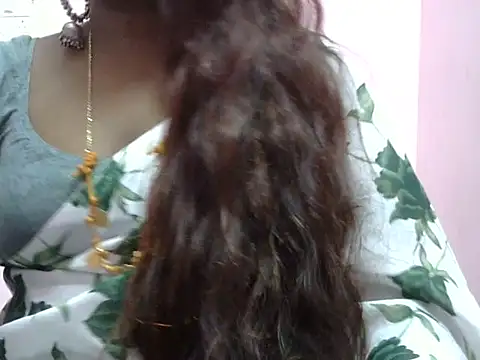 Hot akshara online show from 02/09/26, 06:50