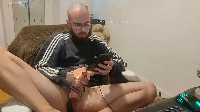 azagoul222 online show from 12/08/24, 05:33