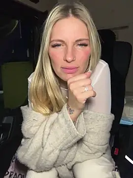 Lydie off online show from 01/17/25, 08:33