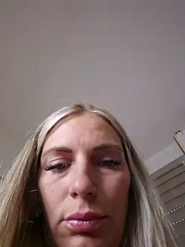 Lydie off online show from 07/02/26, 07:25