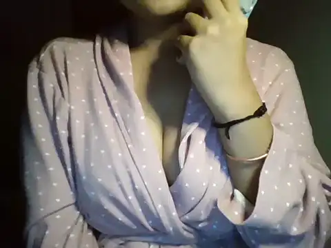 MakeMeCumAhh online show from 04/13/26, 06:46