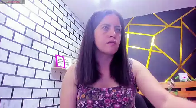 Snapshot of kathina_giraldo chatting on 12/30/24, 12:52 kathina giraldo online show from 12/30/24, 12:52