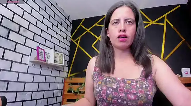 Snapshot of kathina_giraldo chatting on 01/15/25, 03:39 kathina giraldo online show from 01/15/25, 03:39