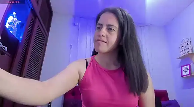 Snapshot of kathina_giraldo chatting on 01/16/25, 12:53 kathina giraldo online show from 01/16/25, 12:53