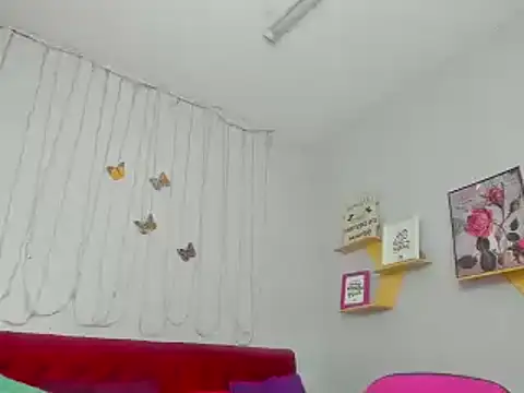 Snapshot of kathina_giraldo chatting on 02/09/25, 01:46 kathina giraldo online show from 02/09/25, 01:46