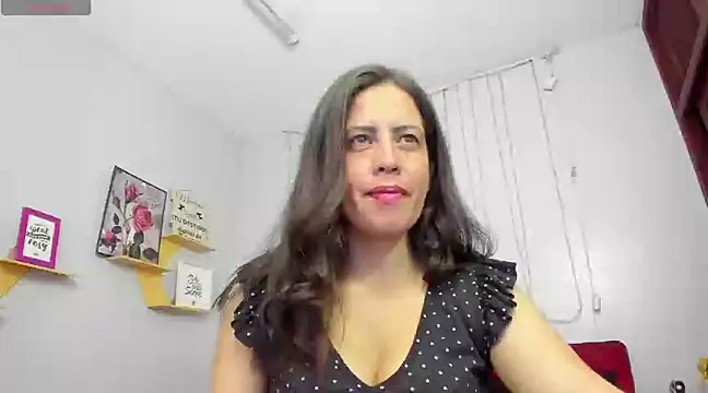 Snapshot of kathina_giraldo chatting on 03/21/25, 12:50 kathina giraldo online show from 03/21/25, 12:50