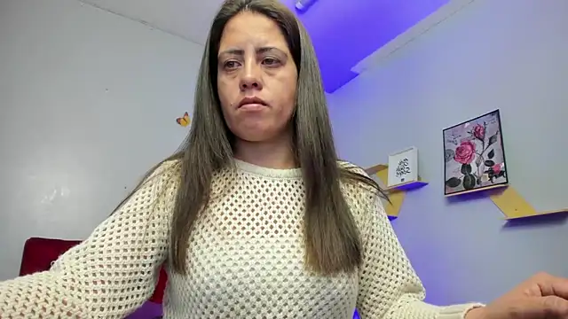 kathina giraldo online show from 11/22/25, 06:40