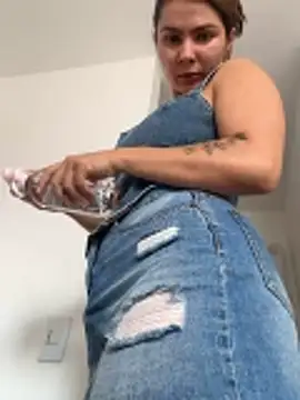 SofiaG  online show from 01/31/26, 08:40