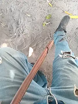 lele9457 online show from 02/12/25, 03:05