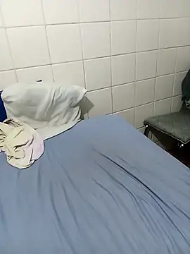 lele9457 online show from 11/06/25, 07:26