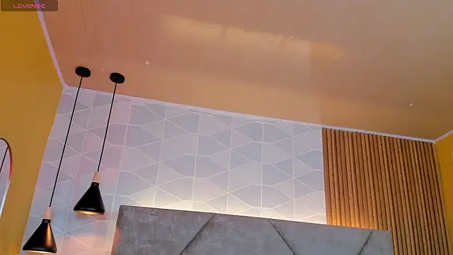 Ada  lee  online show from 02/19/25, 11:28