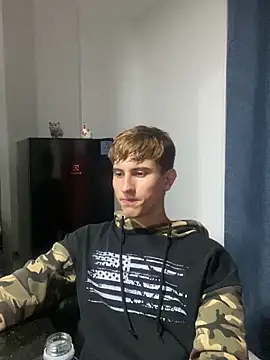 oliver Lz online show from 10/15/25, 04:01