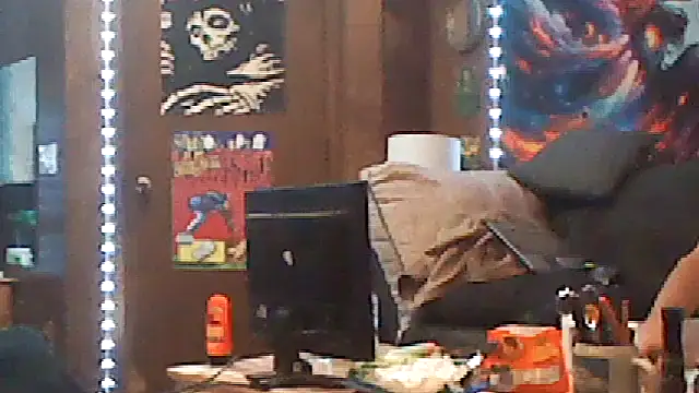 Snapshot of Mrhungwell138 chatting on 09/26/25, 04:16 Mrhungwell138 online show from 09/26/25, 04:16