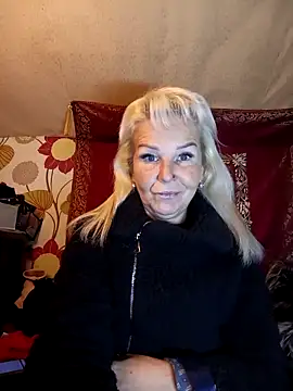 CassandraSandra44 online show from 12/16/25, 07:13