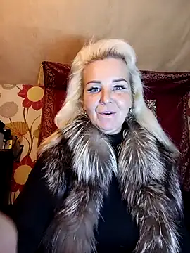 CassandraSandra44 online show from 02/18/26, 06:31