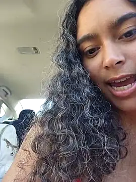 Snapshot of cinnaminnie chatting on 03/07/25, 05:38 cinnaminnie online show from 03/07/25, 05:38