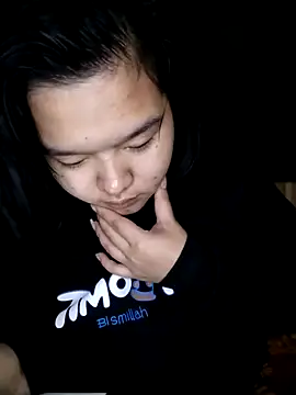 Thomgdee online show from 02/16/25, 01:58