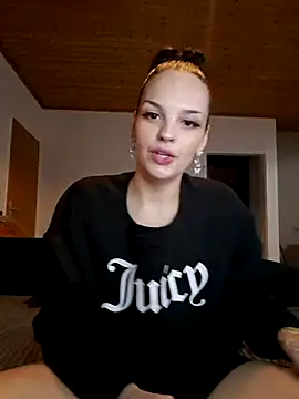 Jujuicy 97 online show from 01/30/25, 08:32