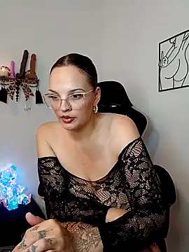 Jujuicy 97 online show from 09/11/25, 04:18