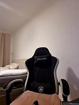 Jujuicy 97 online show from 02/17/26, 06:47