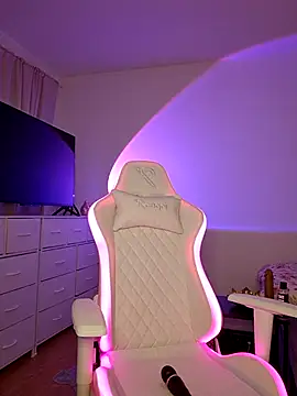 Jujuicy 97 online show from 03/11/26, 04:07