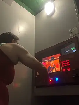 stokeyd35 online show from 09/10/25, 04:07