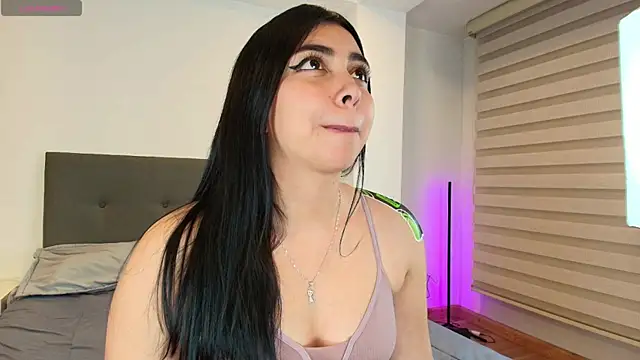 Snapshot of Lania_spencer2 chatting on 10/04/25, 02:20 Lania spencer2 online show from 10/04/25, 02:20