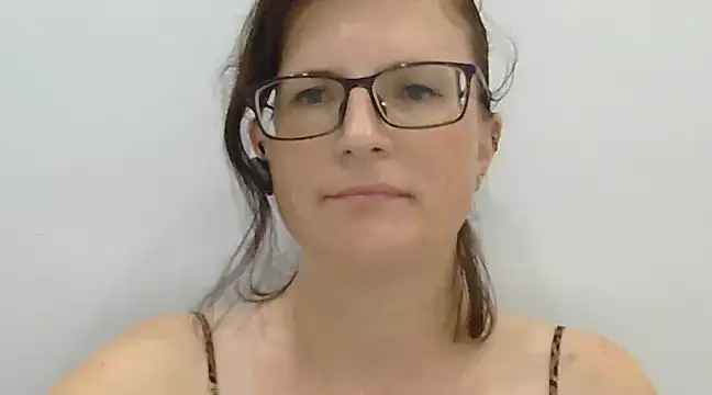 Snapshot of CrimsonMistress chatting on 12/30/24, 03:03 CrimsonMistress online show from 12/30/24, 03:03