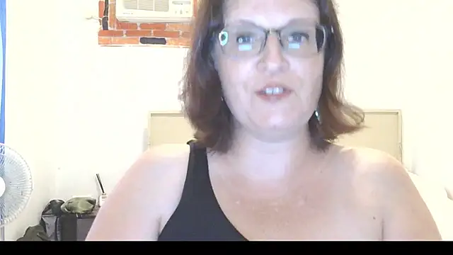 CrimsonMistress online show from 03/01/26, 10:45